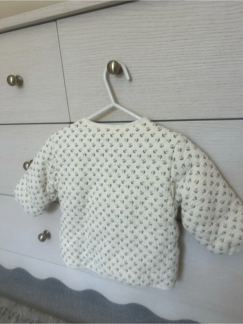 Quincy Mae Cream Quilted Puffer Jacket with Tiny Gray Floral Print